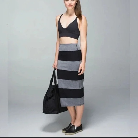 Lululemon Athletica Heathered Gray Slate Black Stretch Striped Luon Over Skirt 6 - Picture 6 of 12